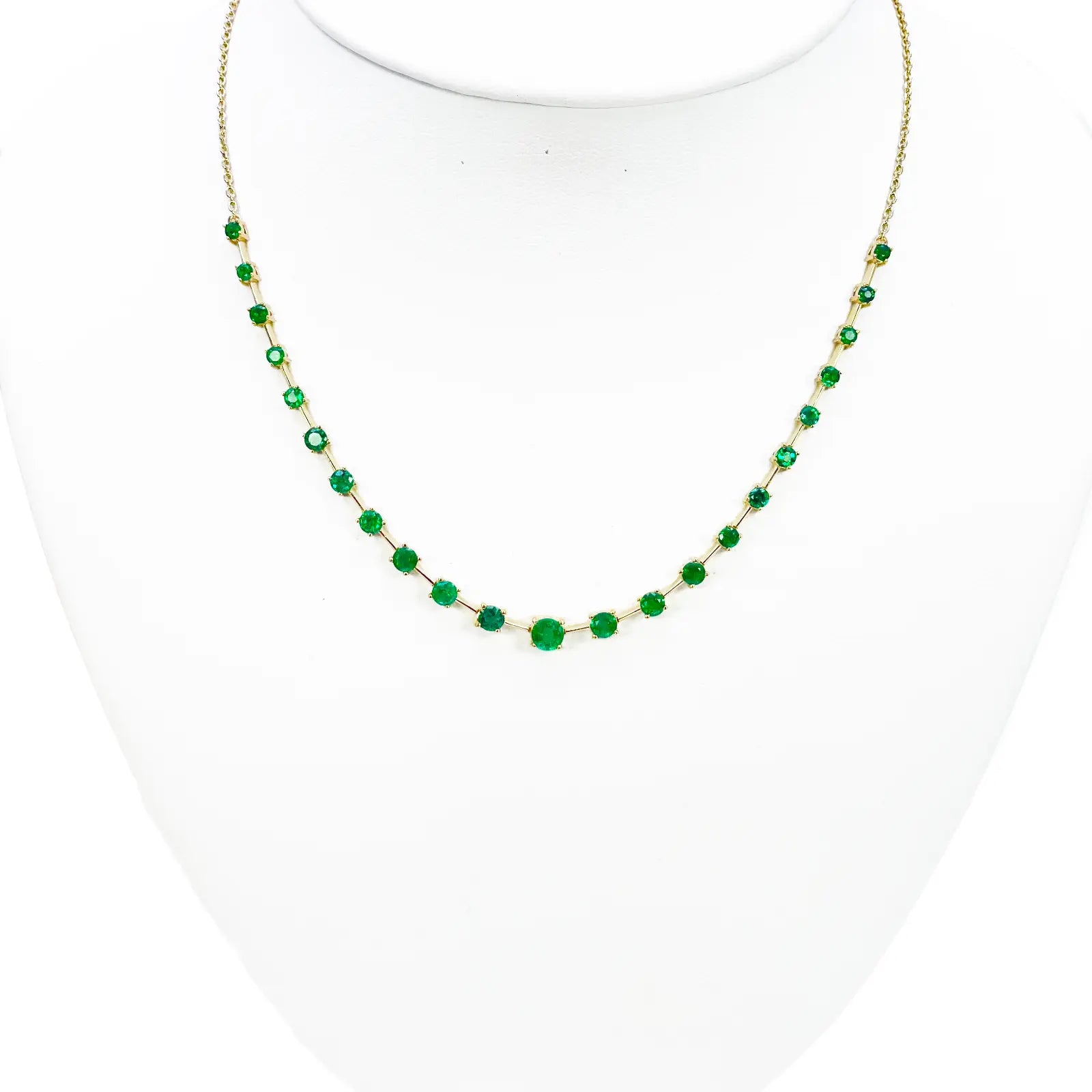14ct Yellow Gold Natural Round Emerald 4-Claw Chain Necklace 17 inch 2.73ct 