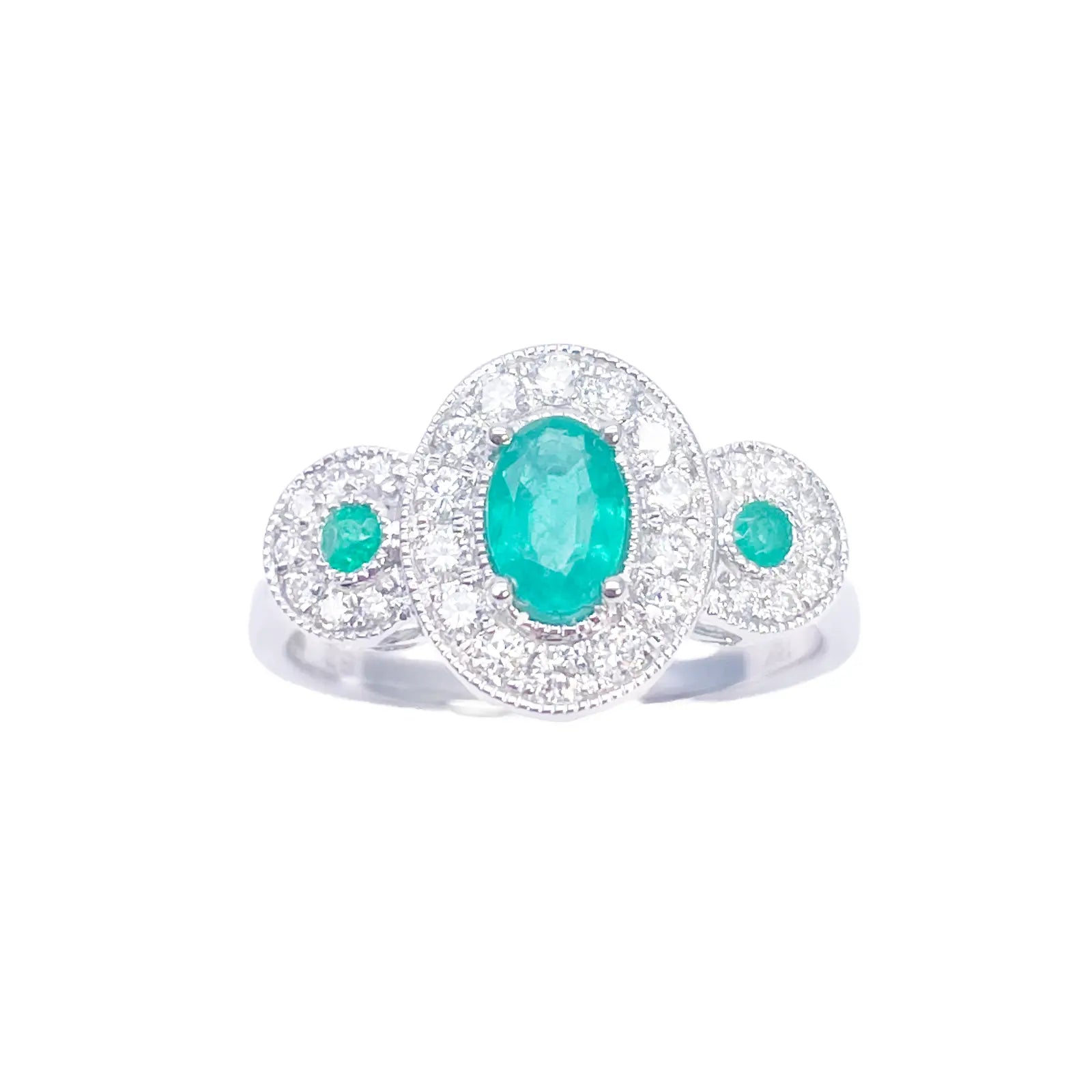 18ct Gold Natural Emerald Diamond Ring Round & Oval Cut 0.80ct  Diamond Ring