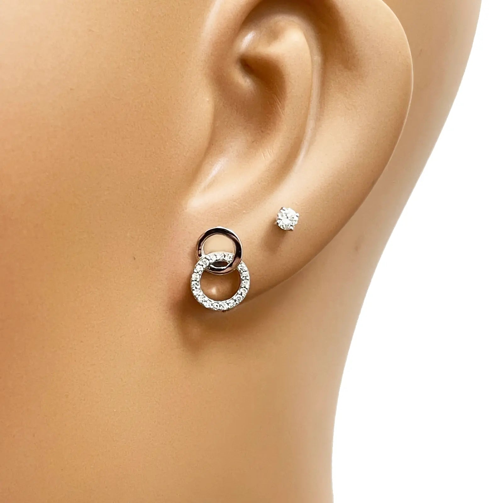 18ct White Gold Double Circle Natural Diamond Stud Earring 0.15ct 