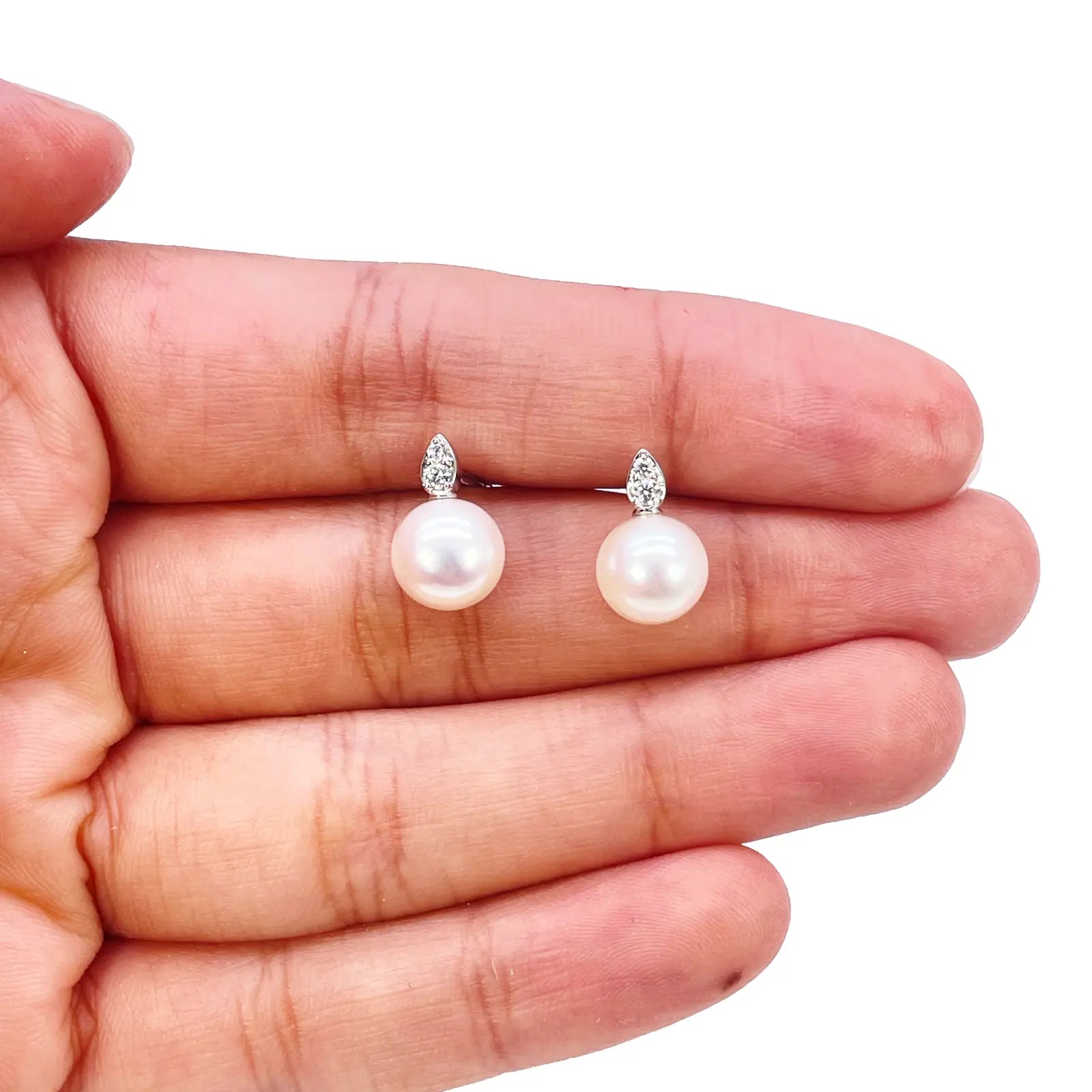 18ct White Gold Freshwater Pearl & Diamond Drop Pair Earrings 0.07ct 