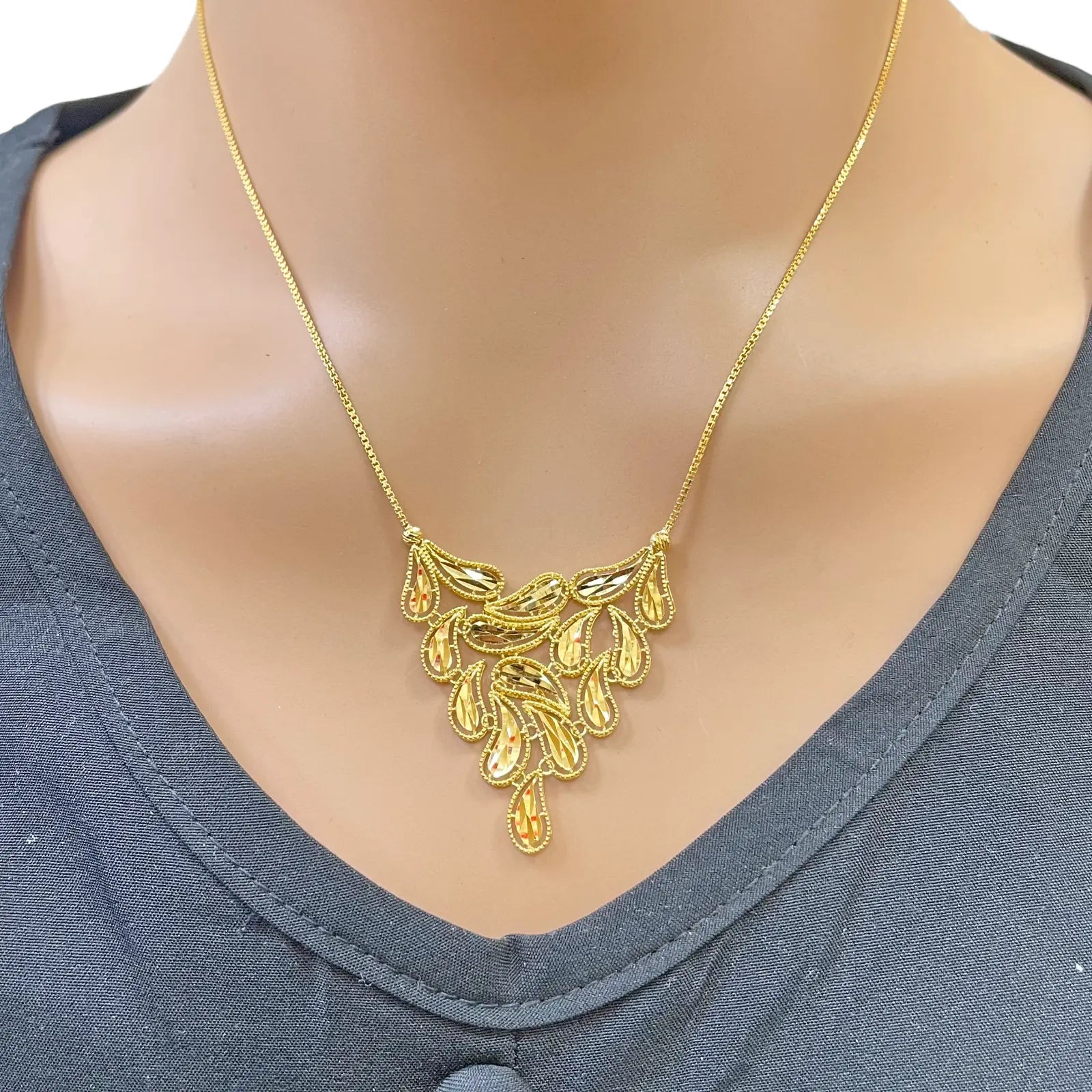 22ct Yellow Gold Diamond-Cut Milgrain Cascading Leaf Necklace & Earring Set  Gold Necklace