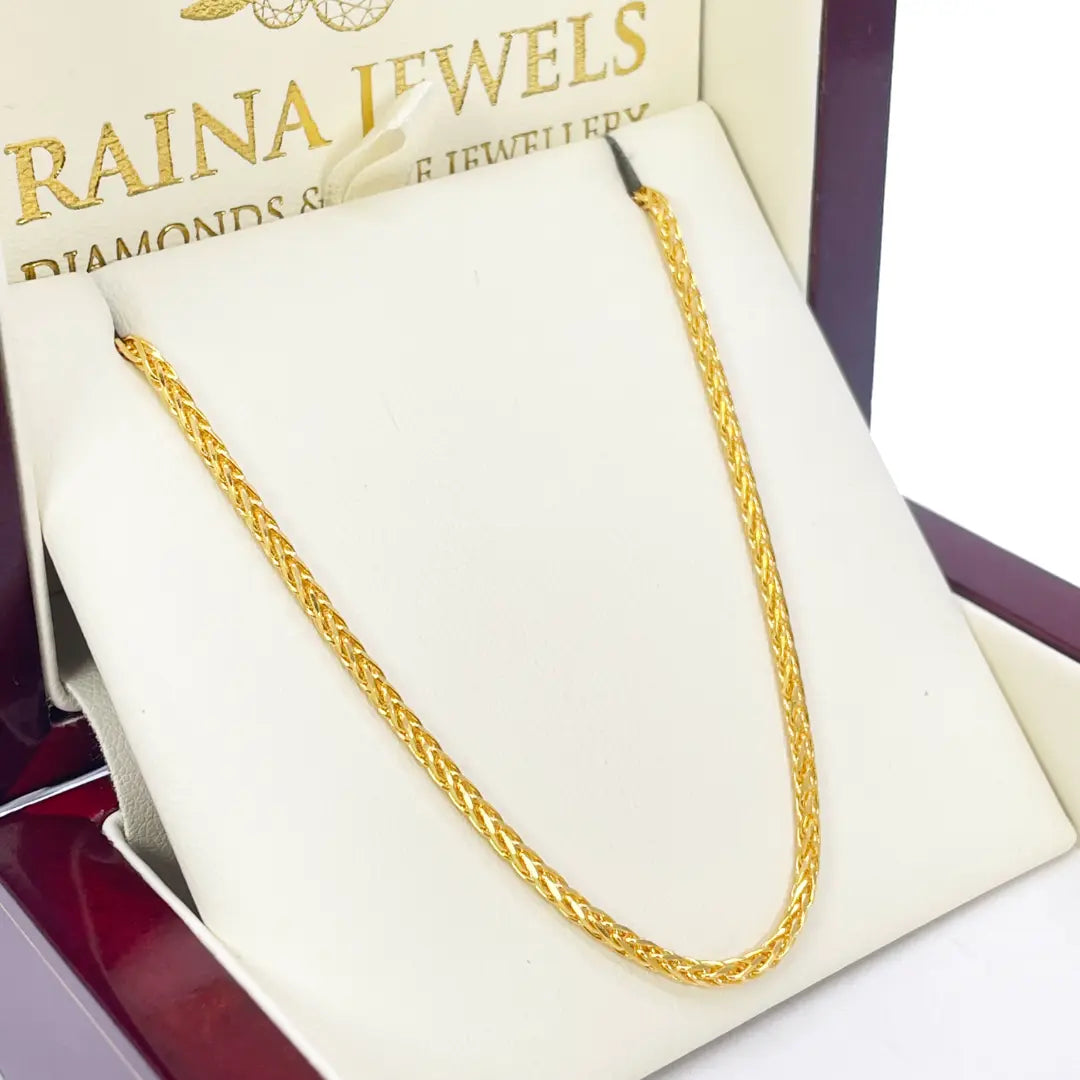 22ct Yellow Gold Spiga Chain Necklace 22 inches 2mm Width 