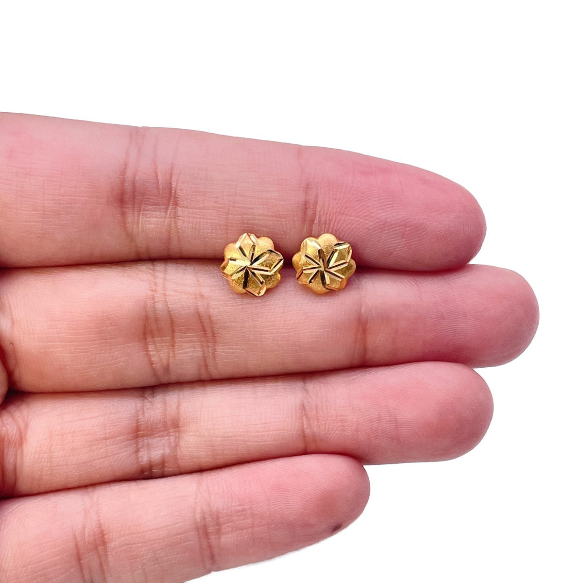 22ct Yellow Gold Diamond Cut Flower Stud Earrings Starburst Design