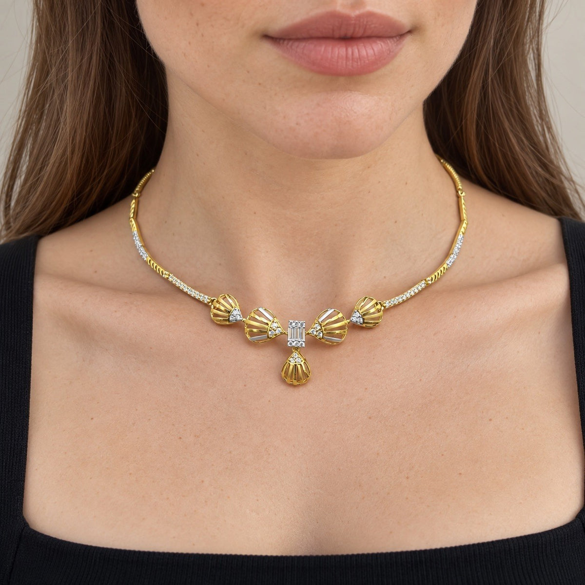 22ct Yellow Gold CZ Necklace & Earring Set Shell Design