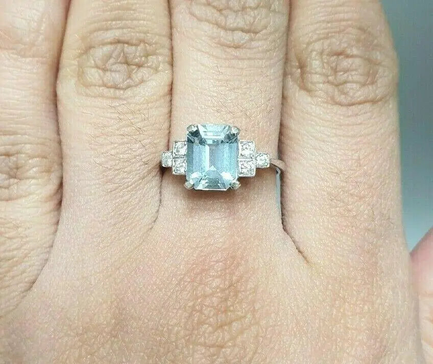 Vintage Design Aquamarine & Diamond Ring 0.35cts Pre-Owned Excellent Condition  Diamond Ring